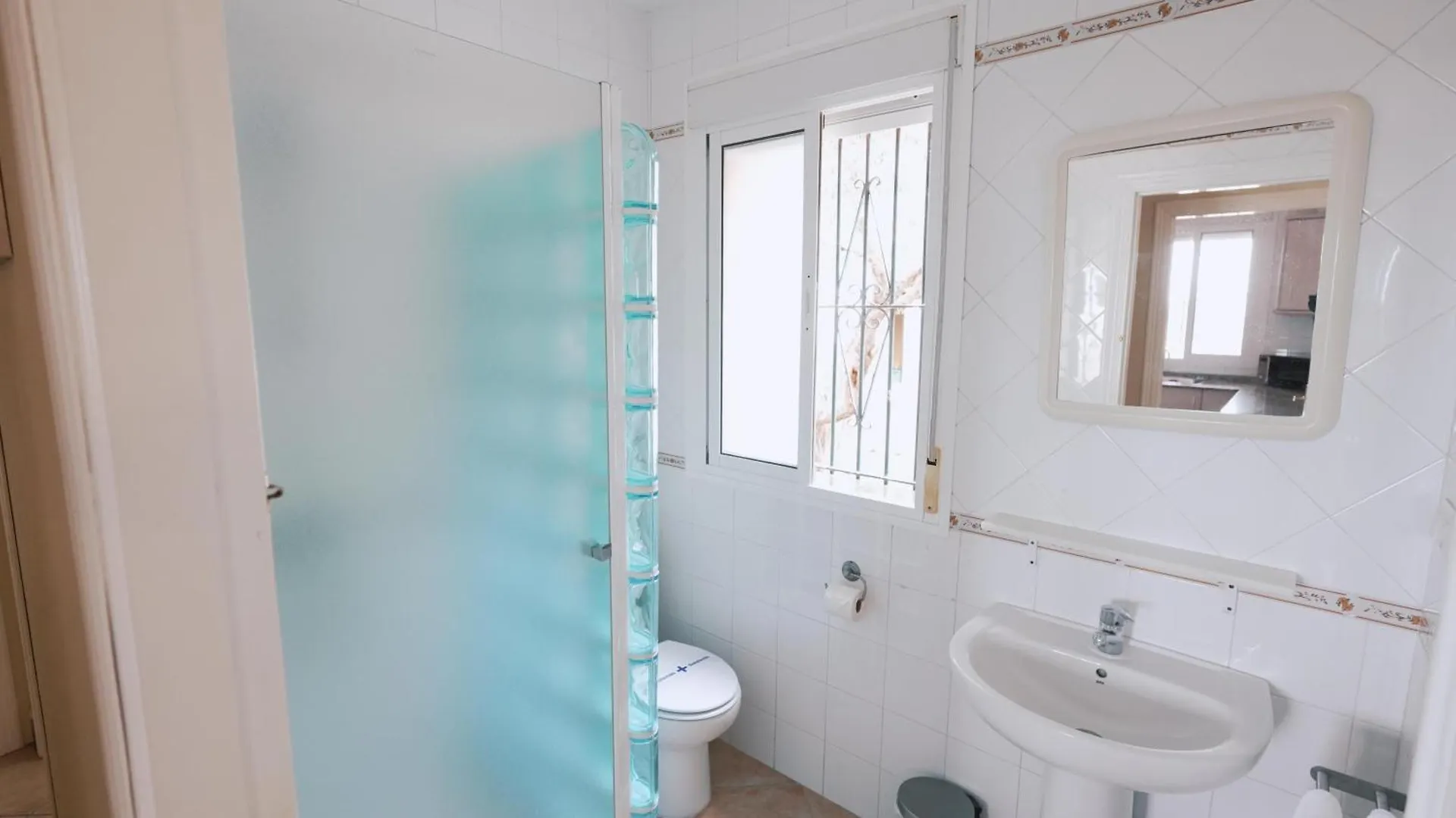 Casa Rural Los Garrovillos By Fontanilla Del Mar Holidays Rentals Conil De La Frontera Spanien