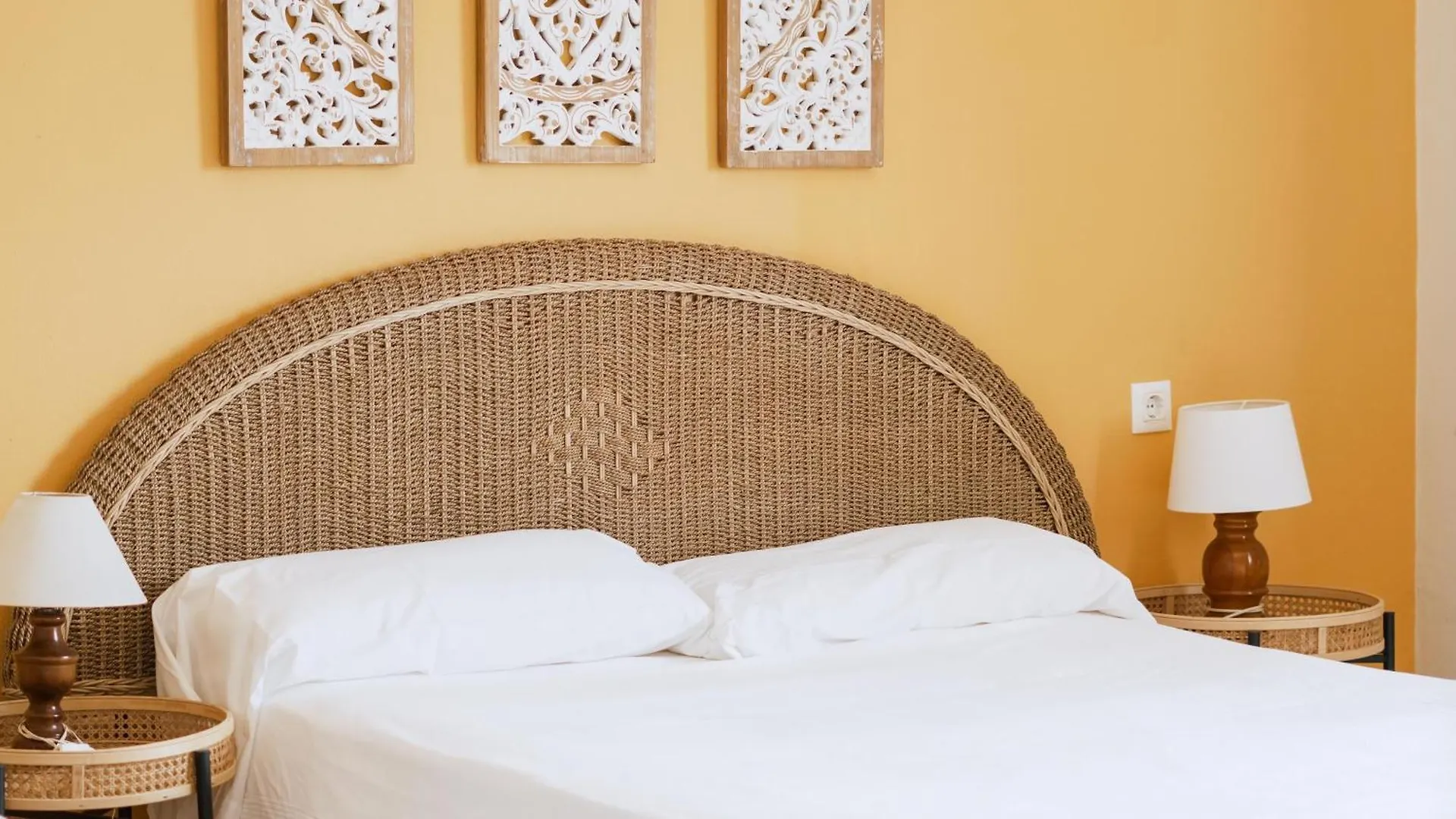 Holiday home Casa Rural Los Garrovillos By Fontanilla Del Mar Holidays Rentals Conil De La Frontera Spain