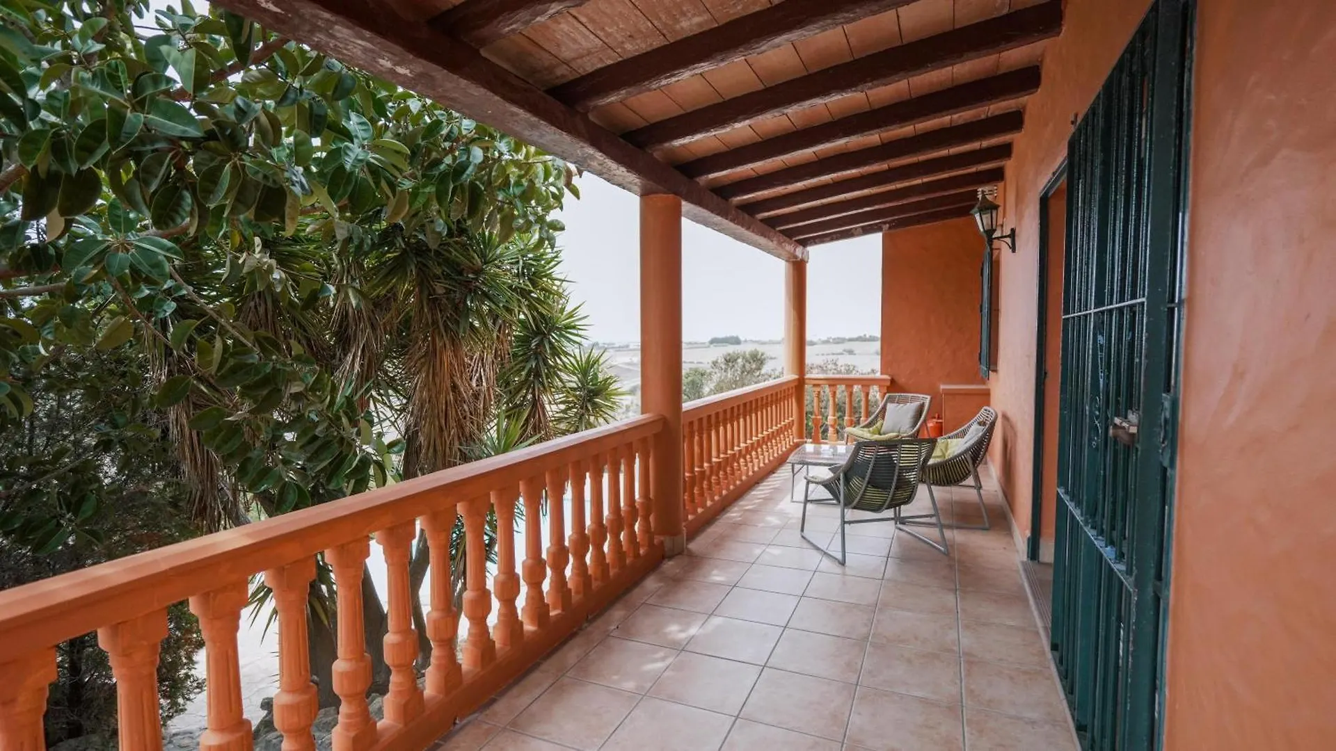 Casa Rural Los Garrovillos By Fontanilla Del Mar Holidays Rentals Conil De La Frontera Holiday home