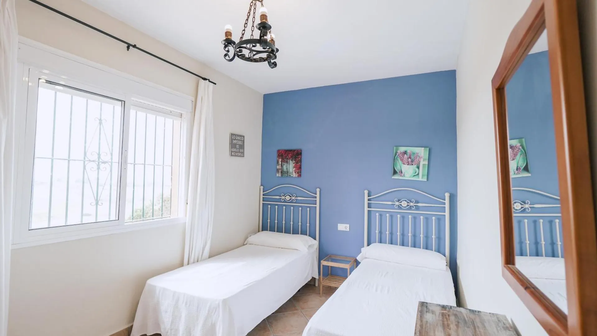 Casa Rural Los Garrovillos By Fontanilla Del Mar Holidays Rentals Conil De La Frontera